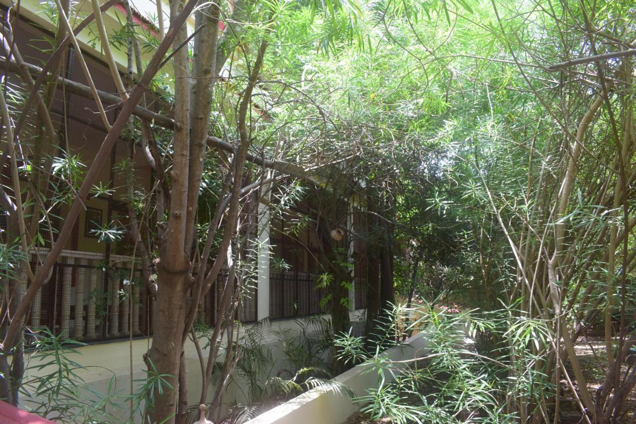 Sharad Baug Homestay Бхудж Экстерьер фото