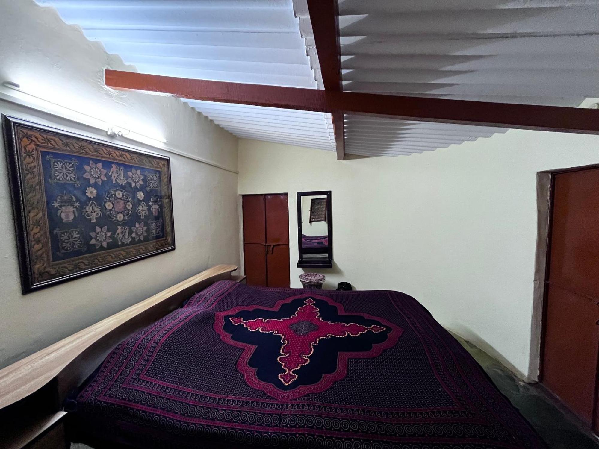 Sharad Baug Homestay Бхудж Экстерьер фото