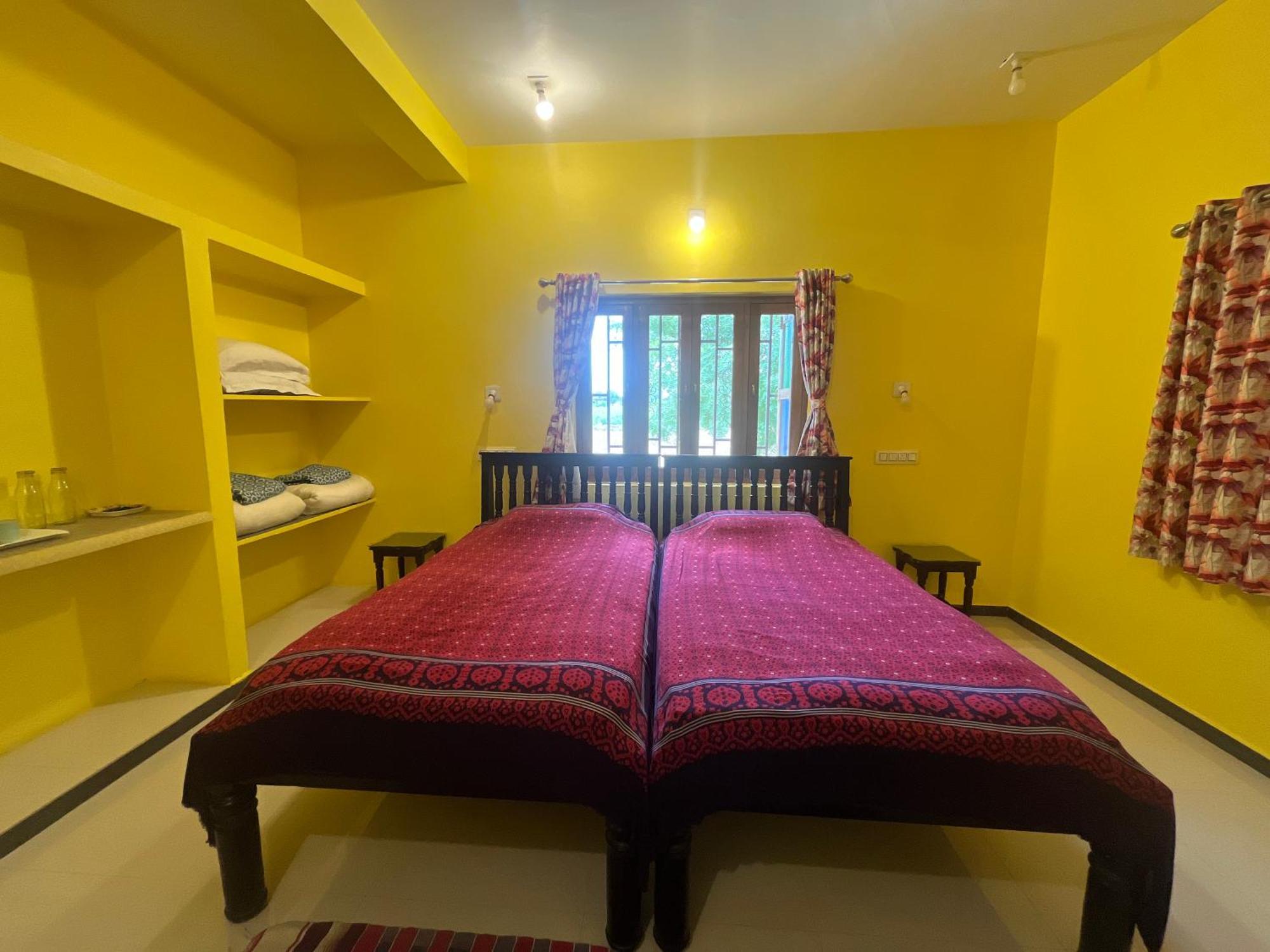 Sharad Baug Homestay Бхудж Экстерьер фото