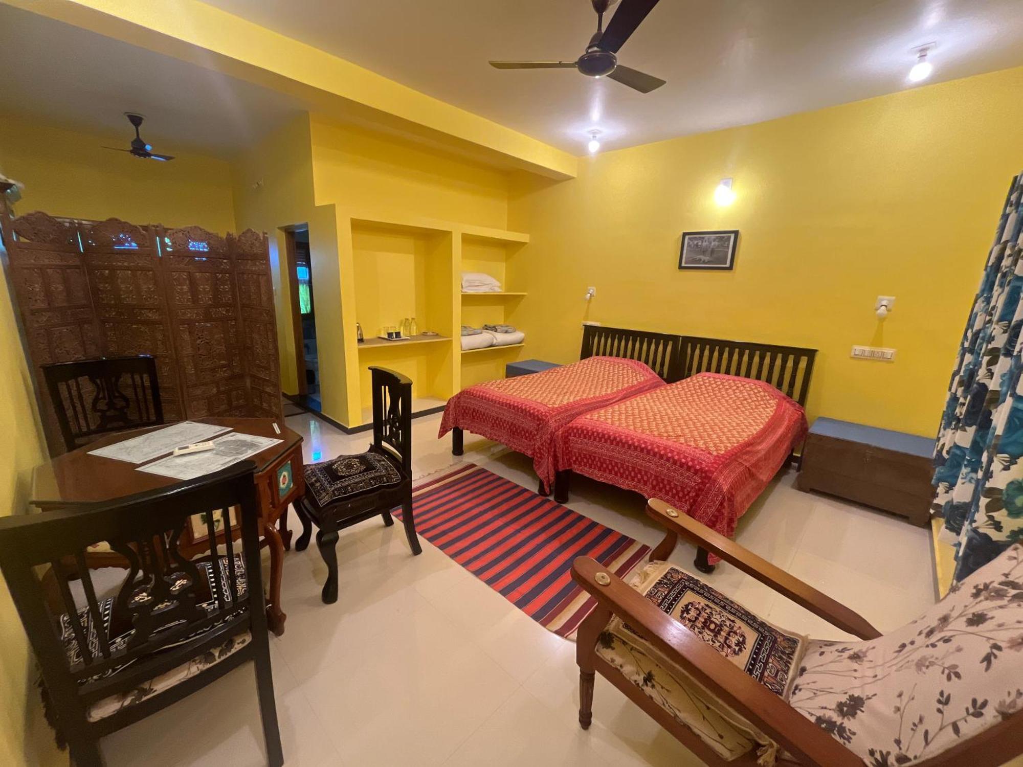 Sharad Baug Homestay Бхудж Экстерьер фото