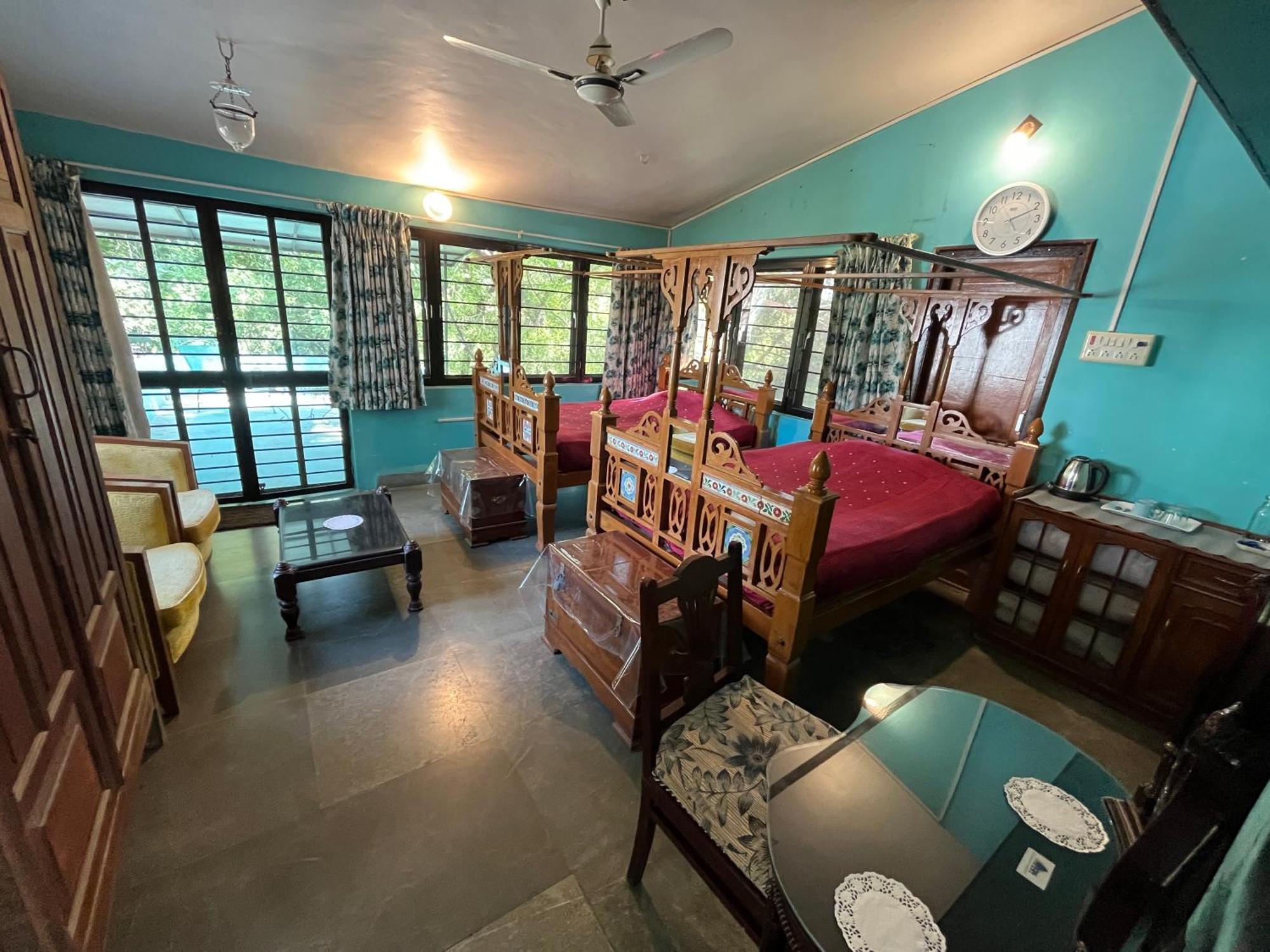 Sharad Baug Homestay Бхудж Экстерьер фото