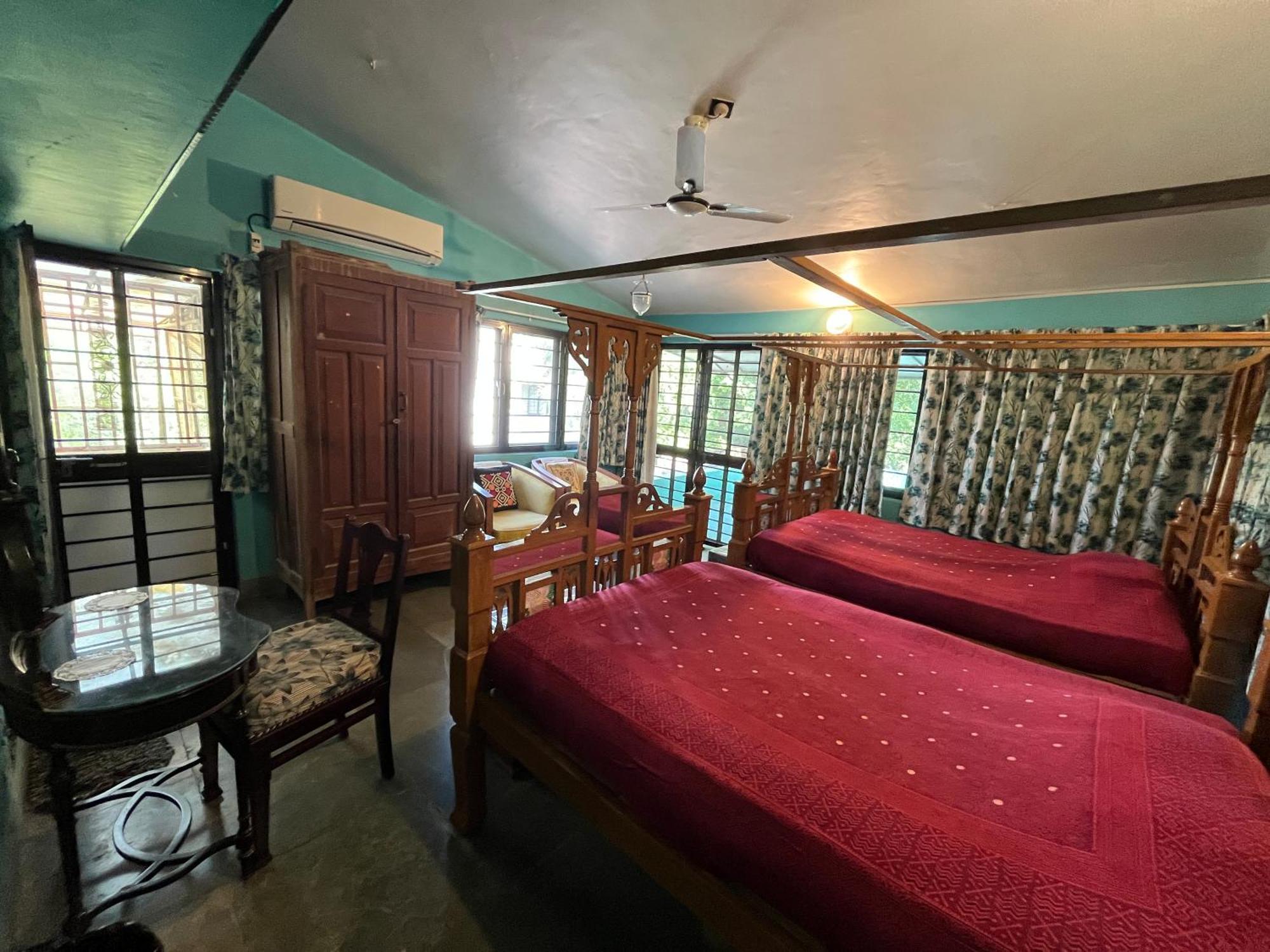 Sharad Baug Homestay Бхудж Экстерьер фото
